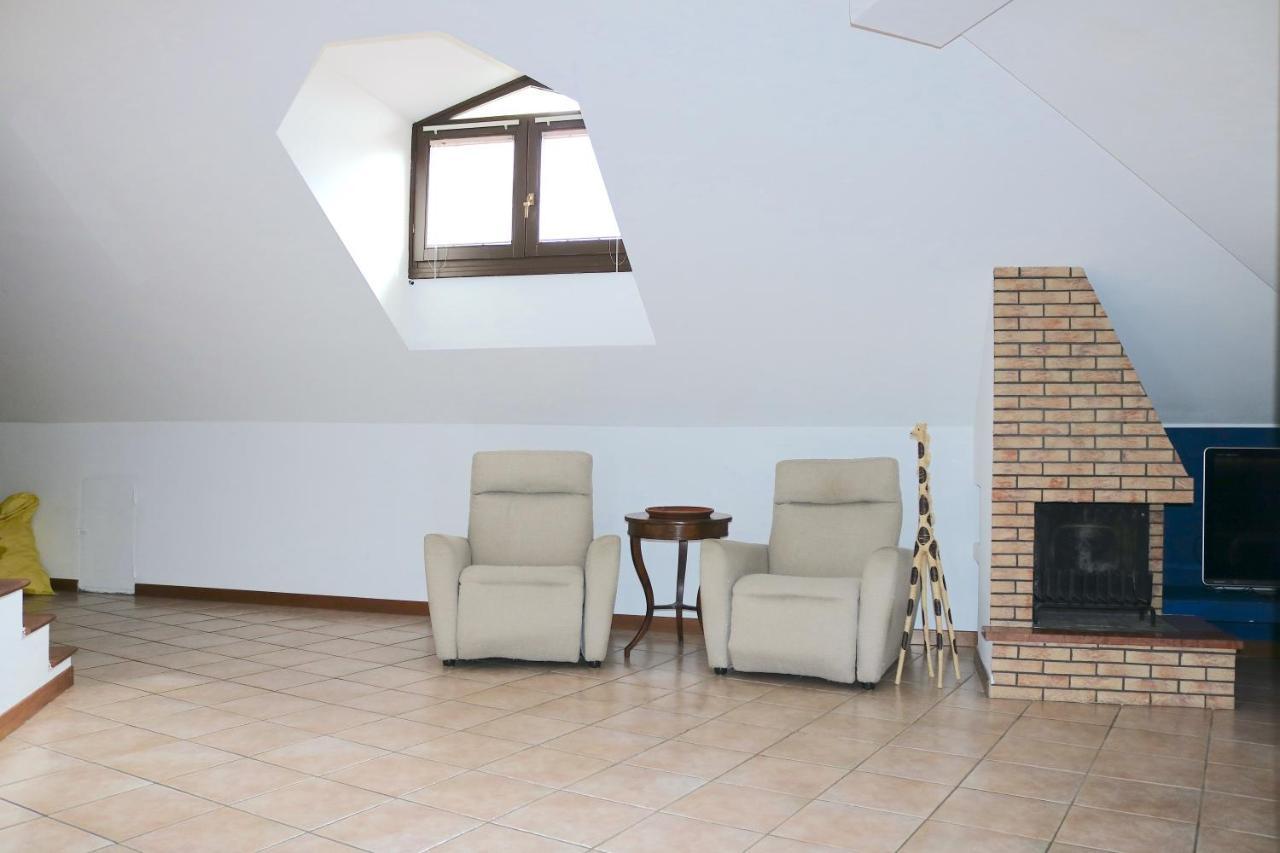 Lovely Apartment Near Canal - Via Foscolo Corsico Exteriér fotografie