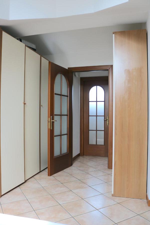 Lovely Apartment Near Canal - Via Foscolo Corsico Exteriér fotografie